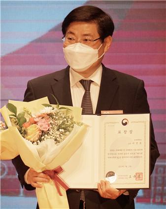이건호 의생명과학과 교수, 보건복지부 장관 표창 수상 대표이미지