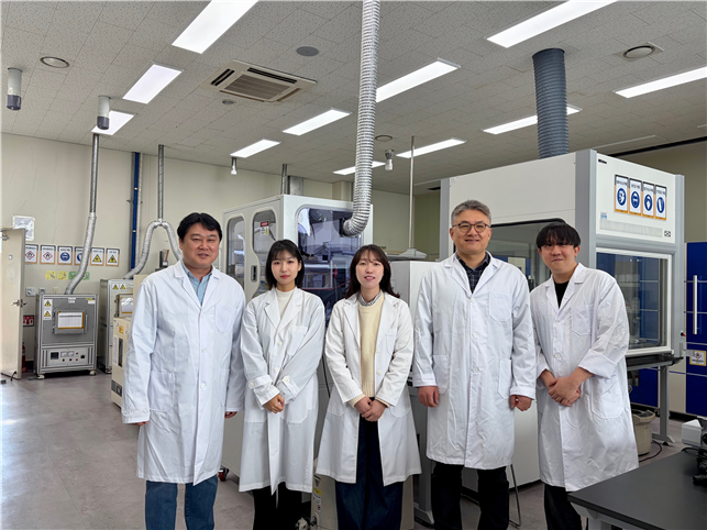 실리콘 음극 안정화 기술 개발, 차세대 배터리 성능 향상 기대 첨부 이미지