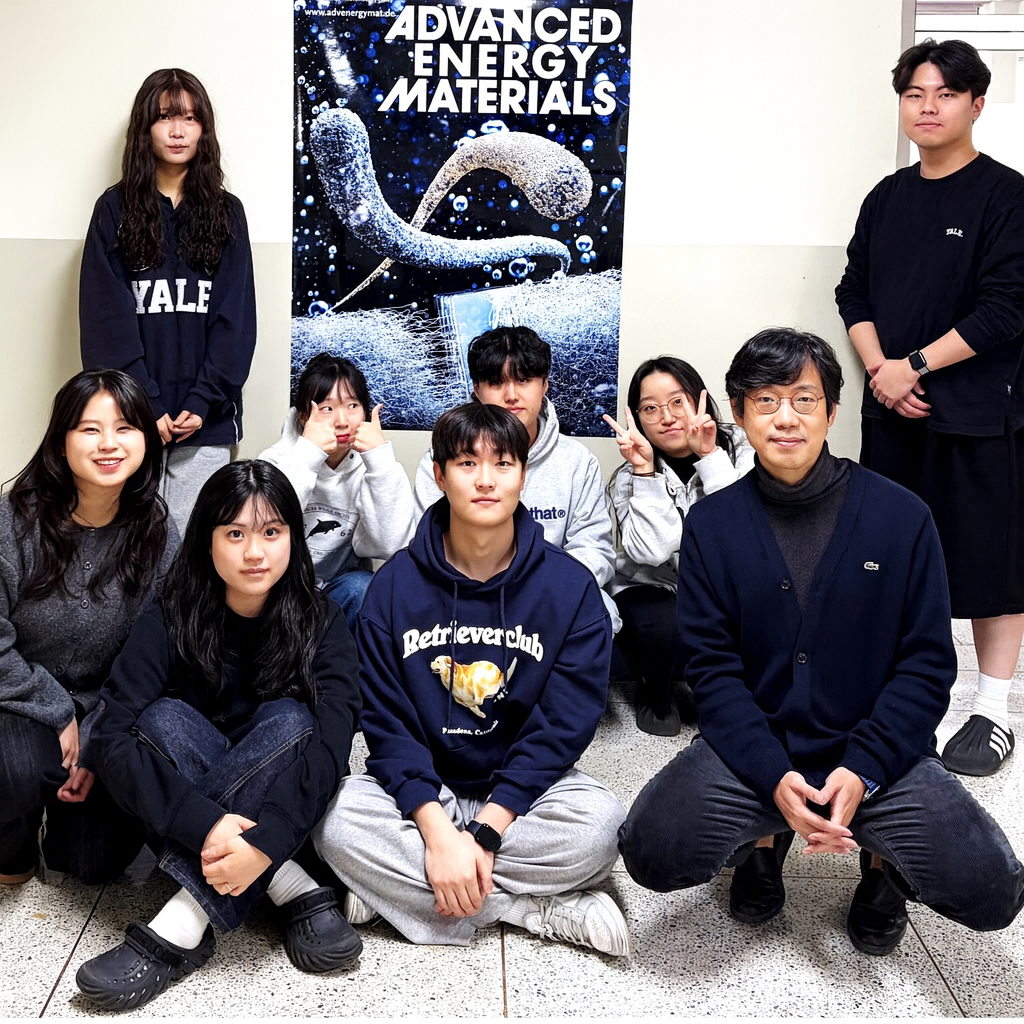조선대 안성훈 교수 연구팀, ‘니켈 스펀지 전극’ 개발... 수소 생산 기술 혁신 이끌어 첨부 이미지